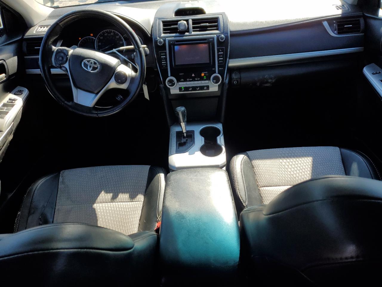 2013 Toyota Camry - Image 8