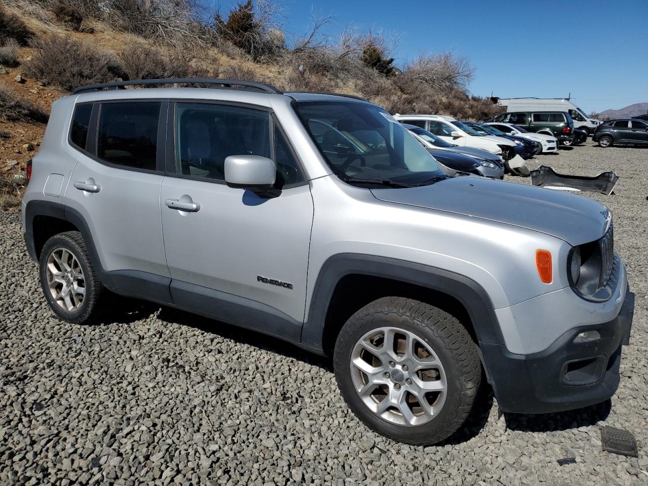 2016 Jeep Renegade - Image 4