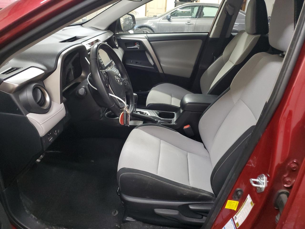 2018 Toyota RAV 4 - Image 7