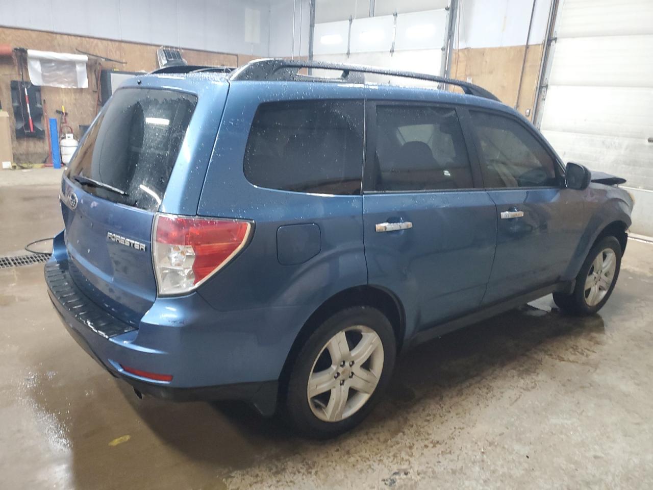 2010 Subaru Forester - Image 3