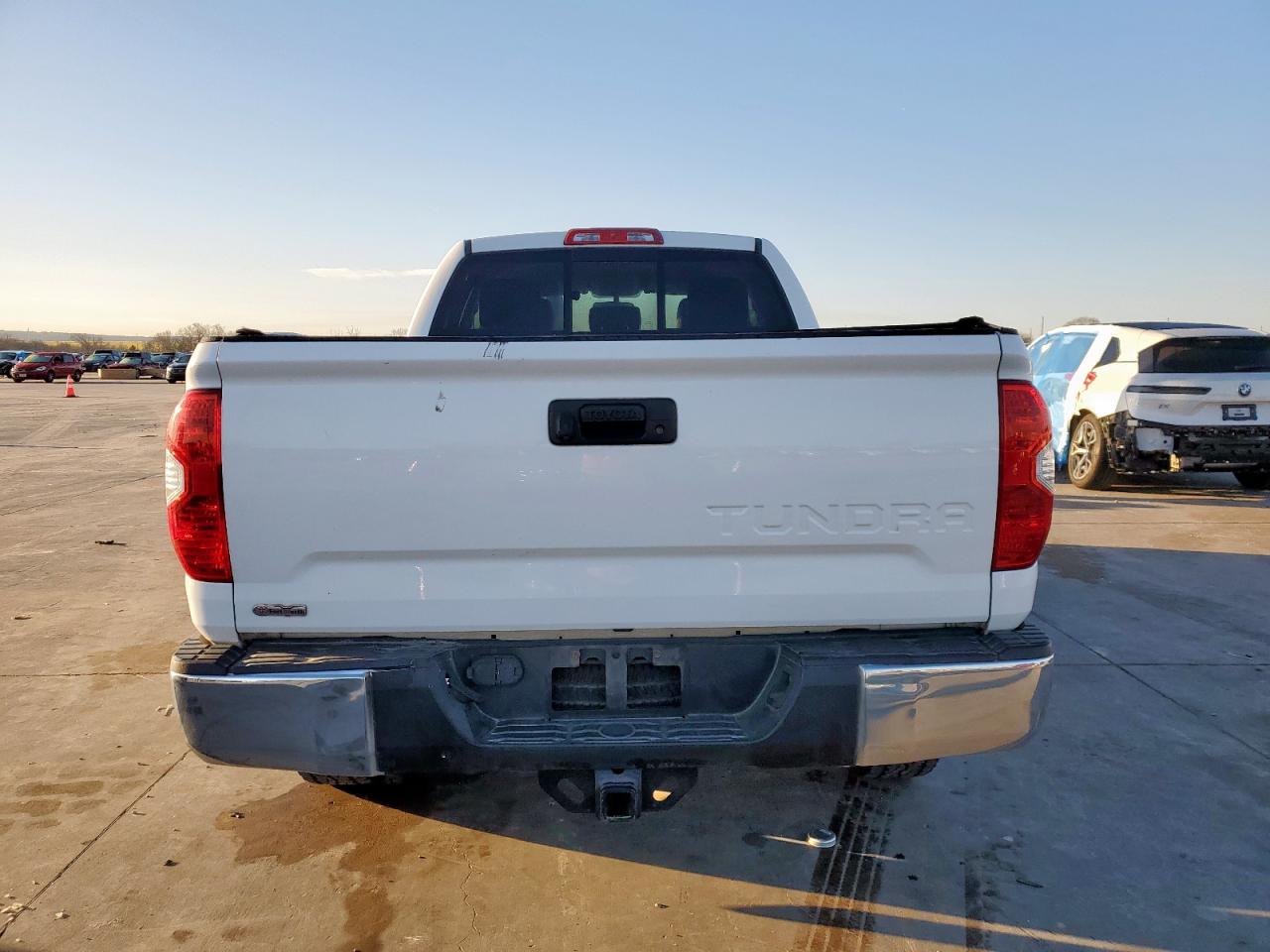 2015 Toyota Tundra - Image 6