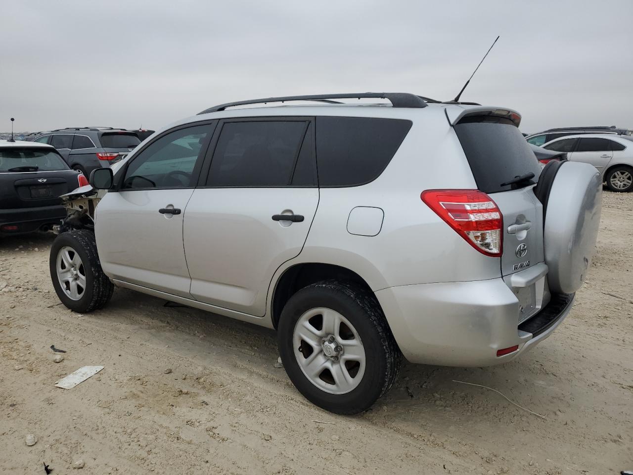 2012 Toyota RAV 4 - Image 2
