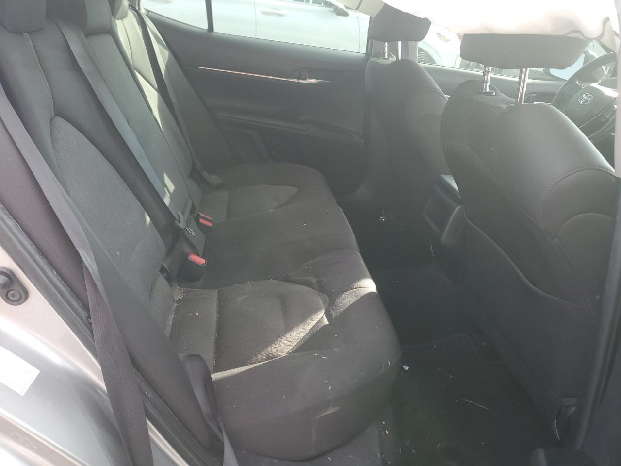 JTNB11HK3J3015718 TOYOTA CAMRY 2018