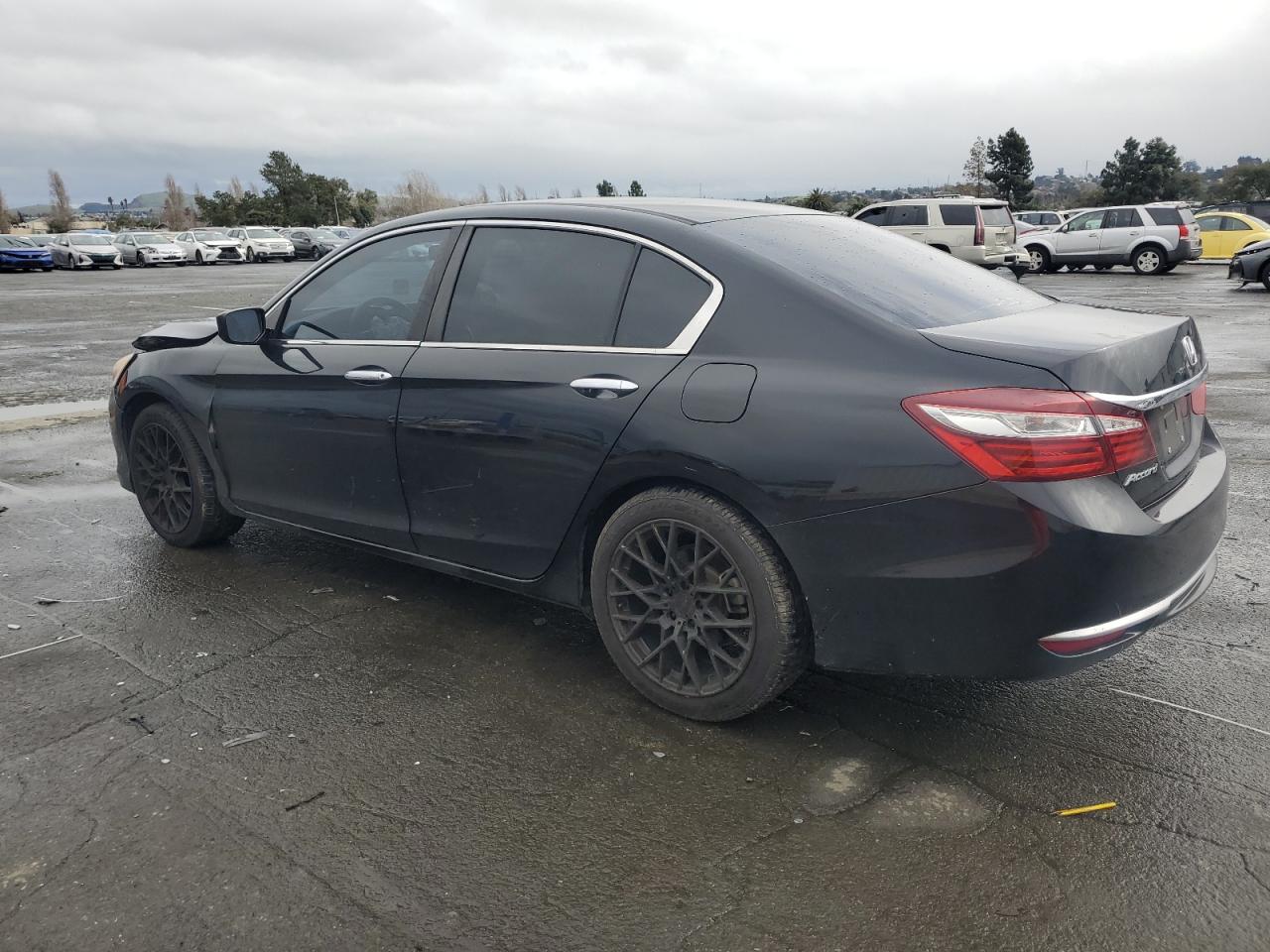 2016 Honda Accord - Image 2