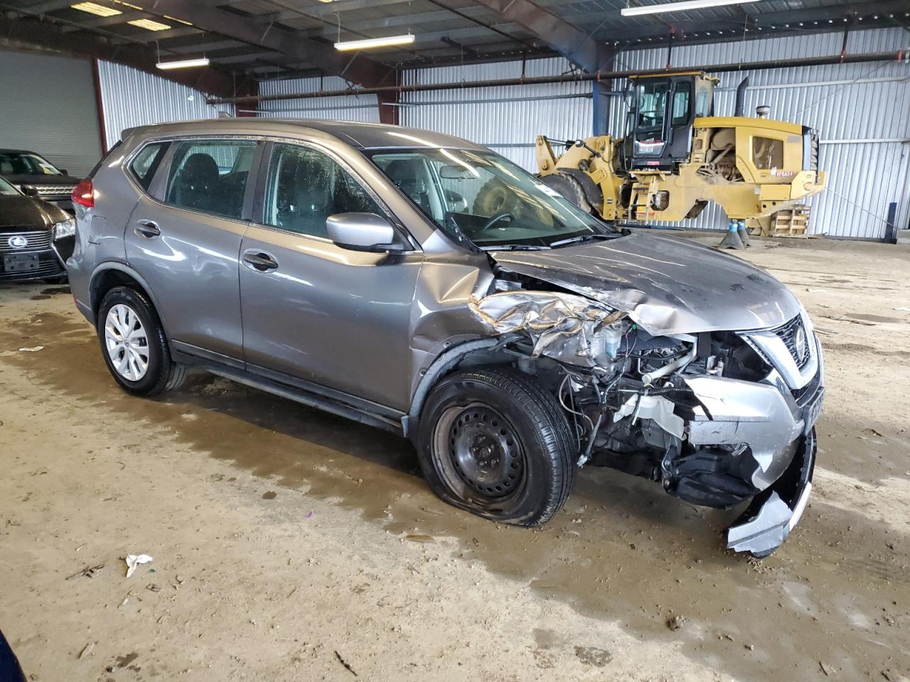 KNMAT2MV0JP575561 NISSAN ROGUE 2018