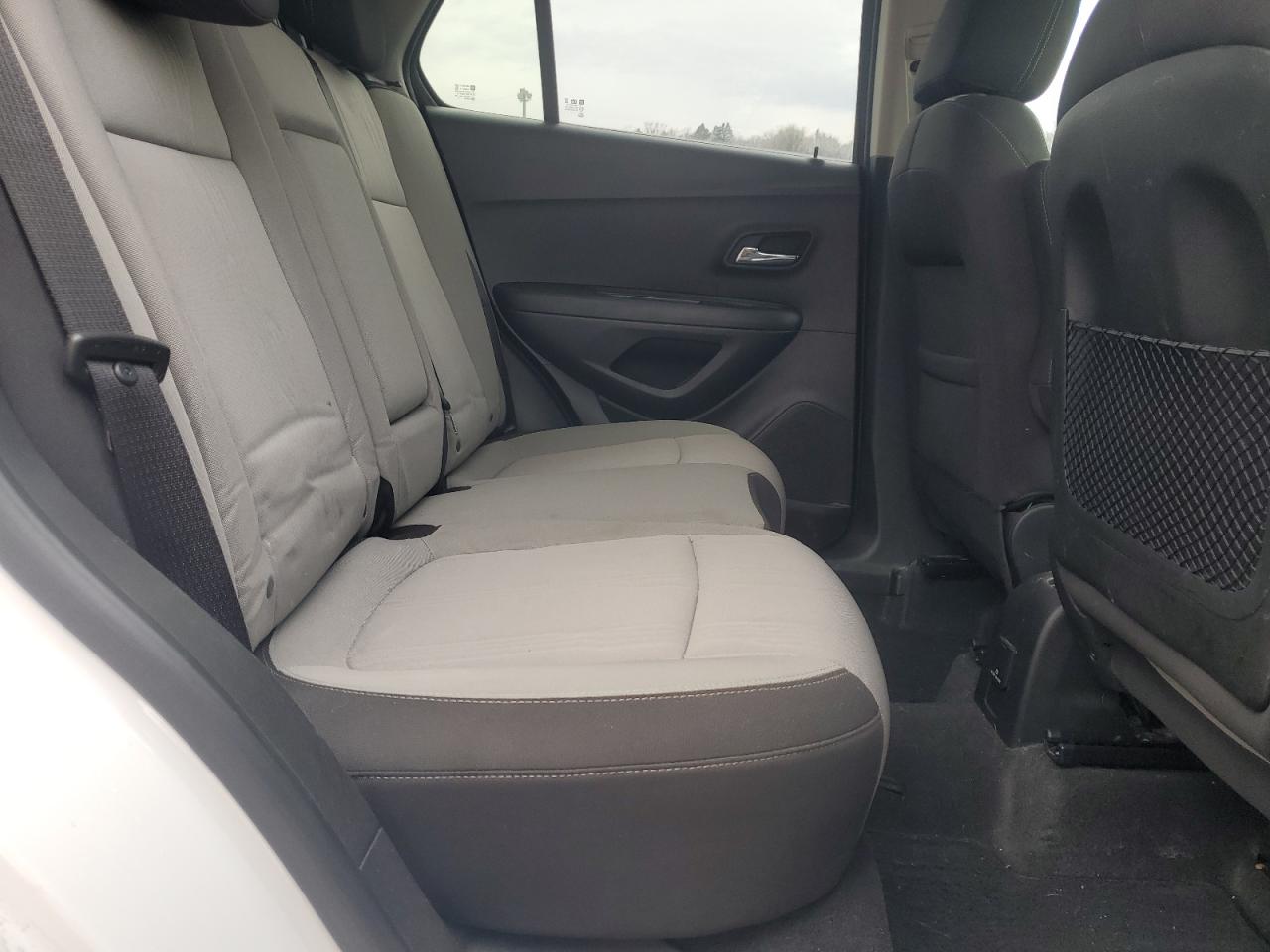 2015 Chevrolet Trax - Image 11