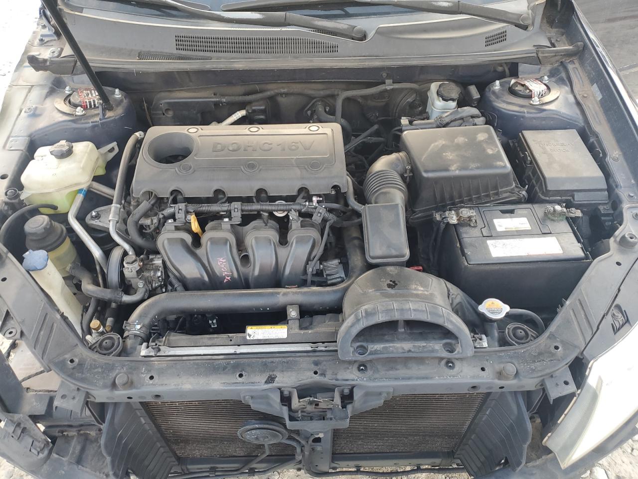 2010 Kia Optima - Image 11