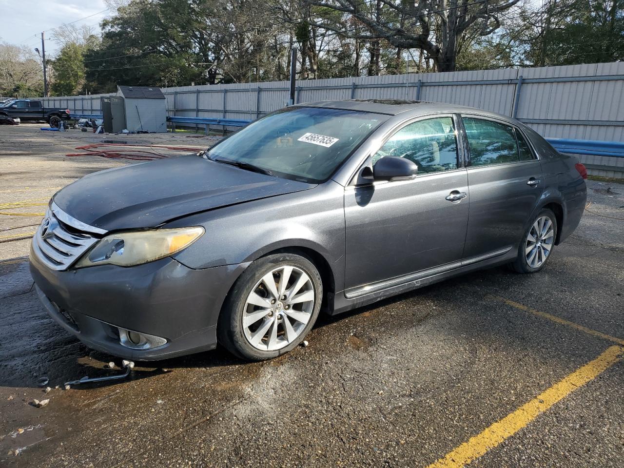 2011 Toyota Avalon - Image 1