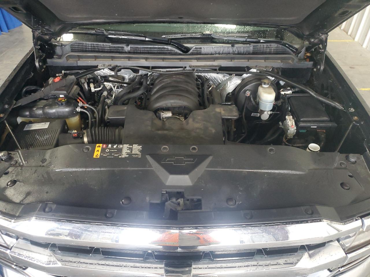 2018 Chevrolet Silverado - Image 11