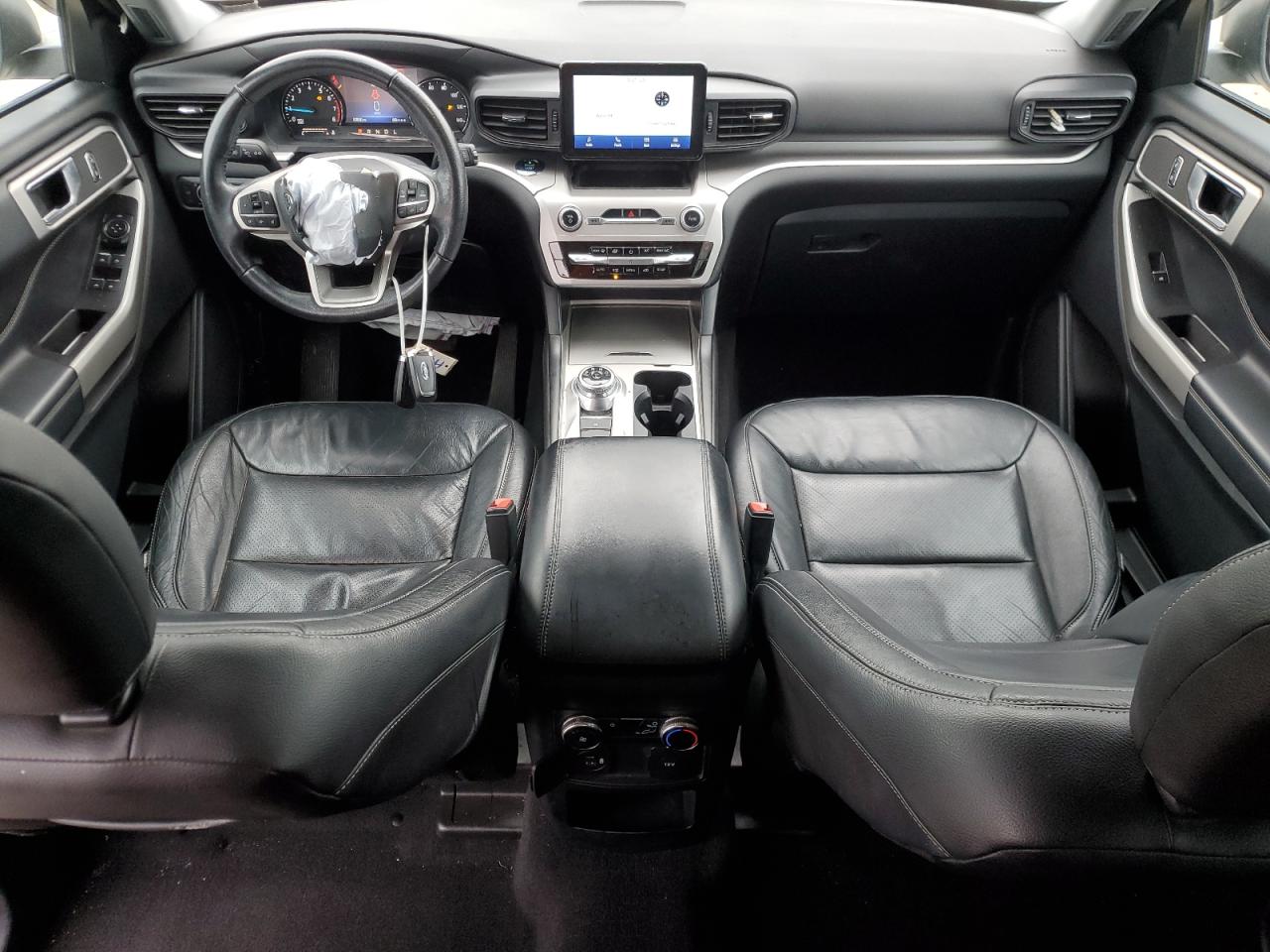 2021 Ford Explorer - Image 8