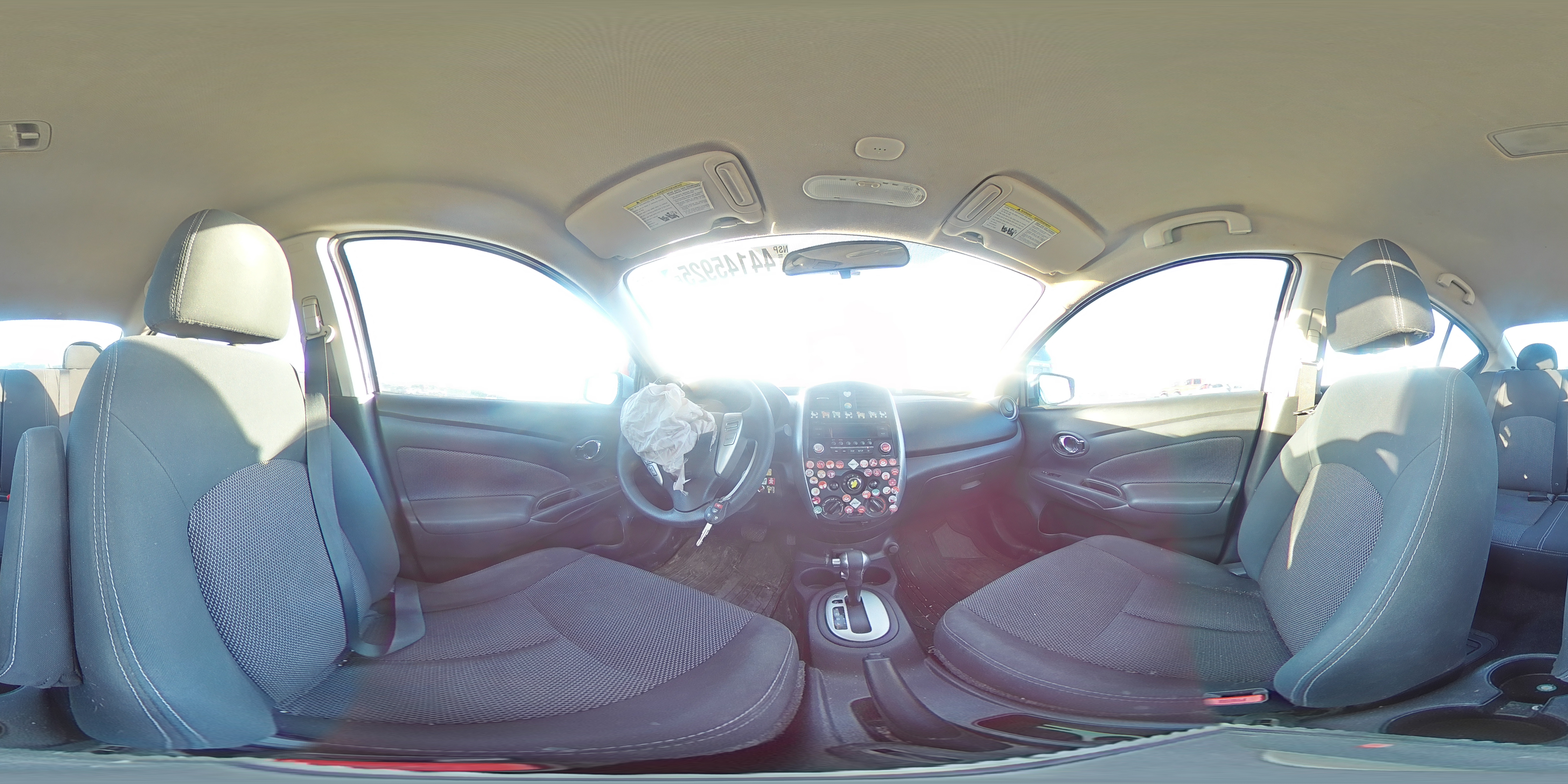 2017 Nissan Versa - Image 13