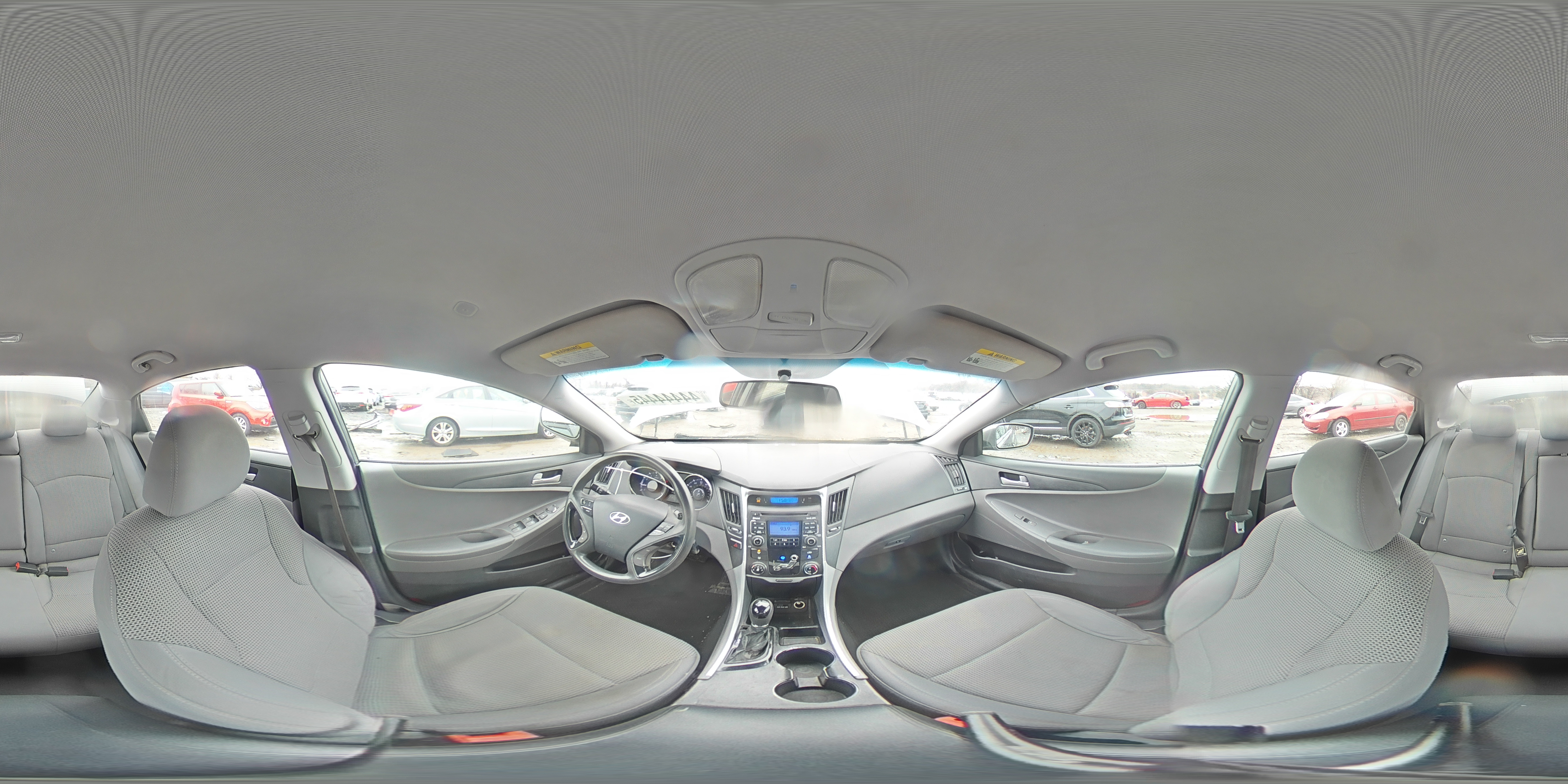 2011 Hyundai Sonata - Image 13