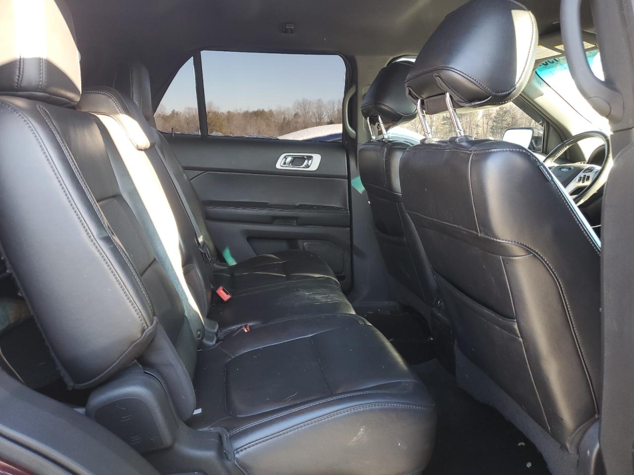 2011 Ford Explorer - Image 11