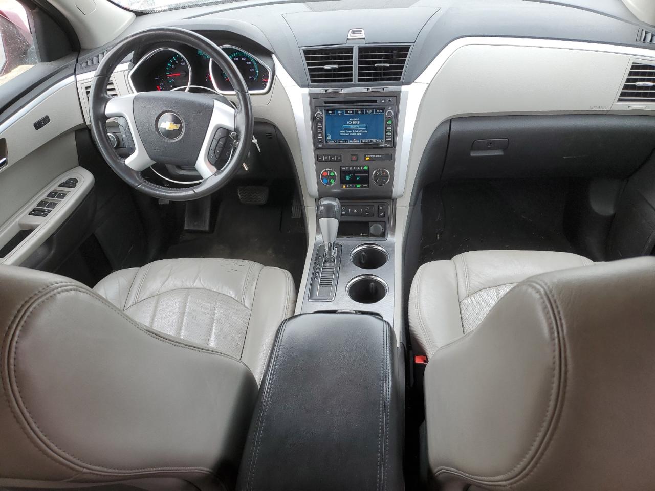 2011 Chevrolet Traverse - Image 8