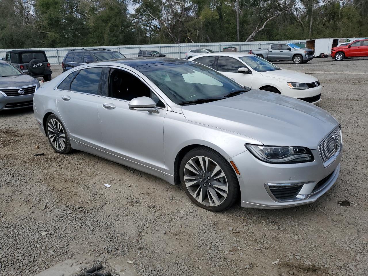 2019 Lincoln MKZ - Image 4