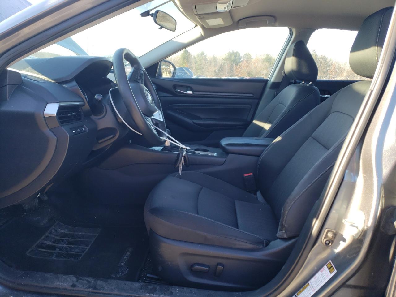 2019 Nissan Altima - Image 7