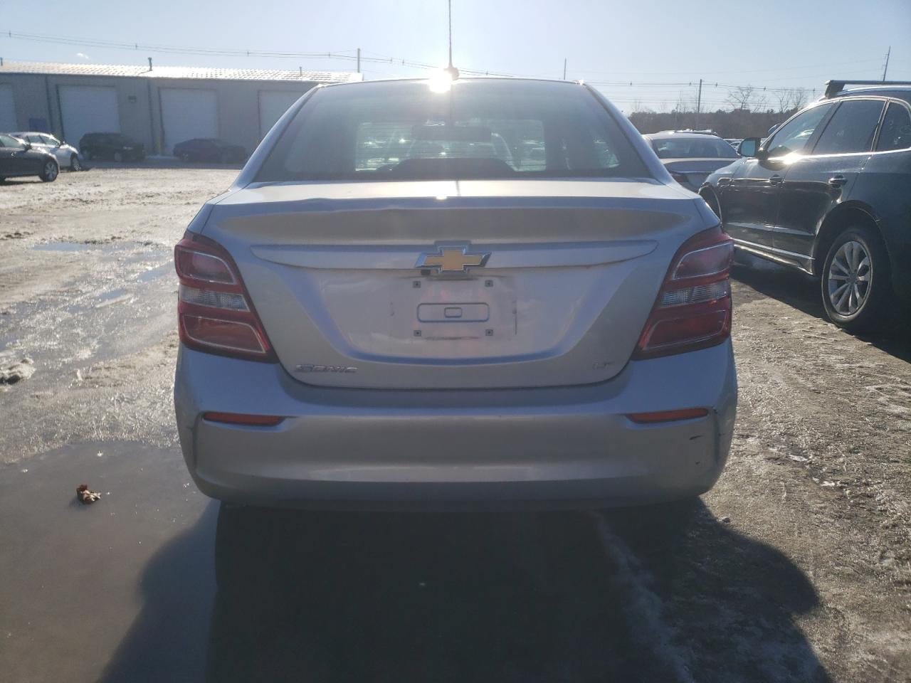 1G1JD5SG7J4129971 CHEVROLET SONIC 2018