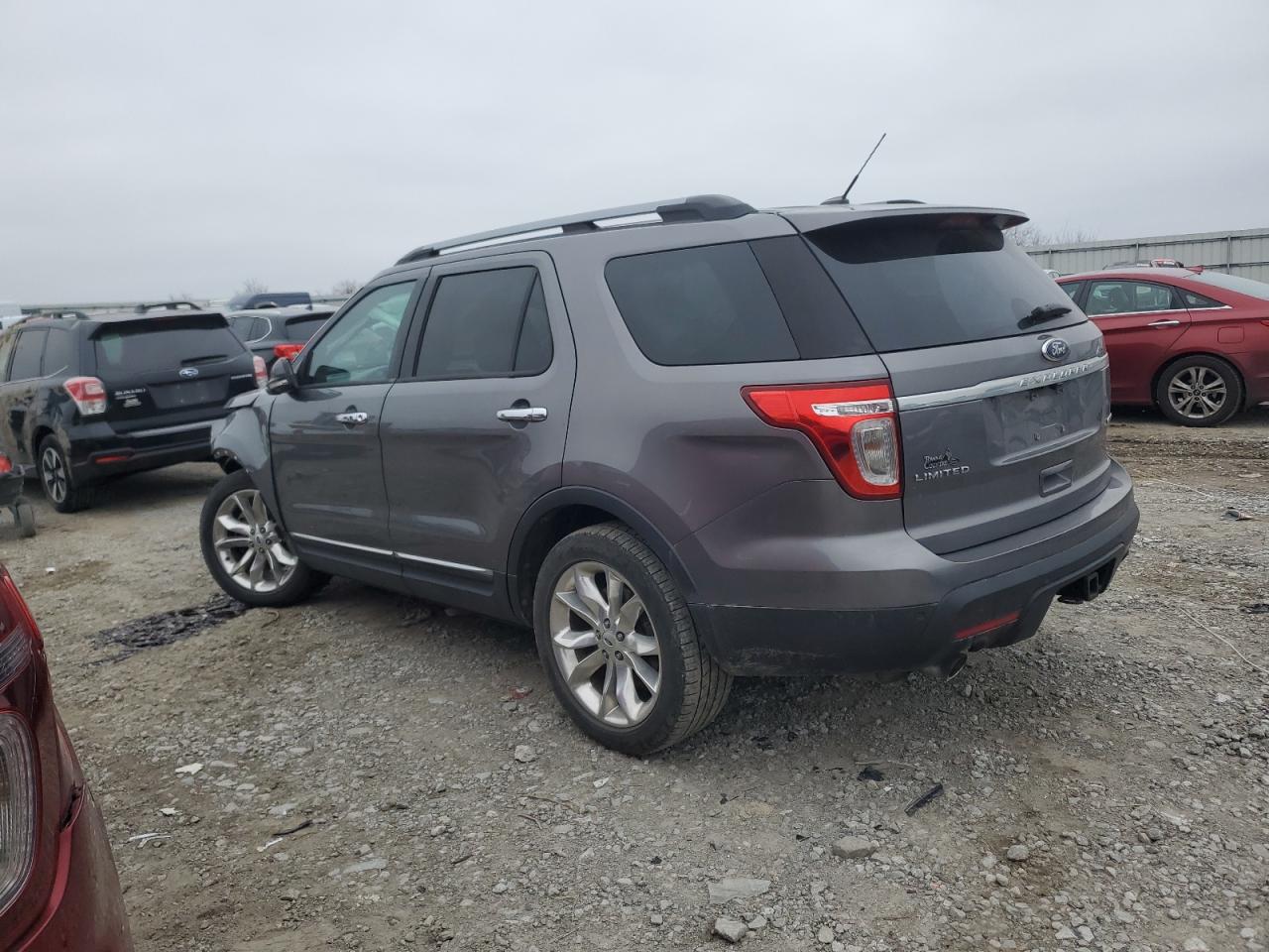 2013 Ford Explorer - Image 2