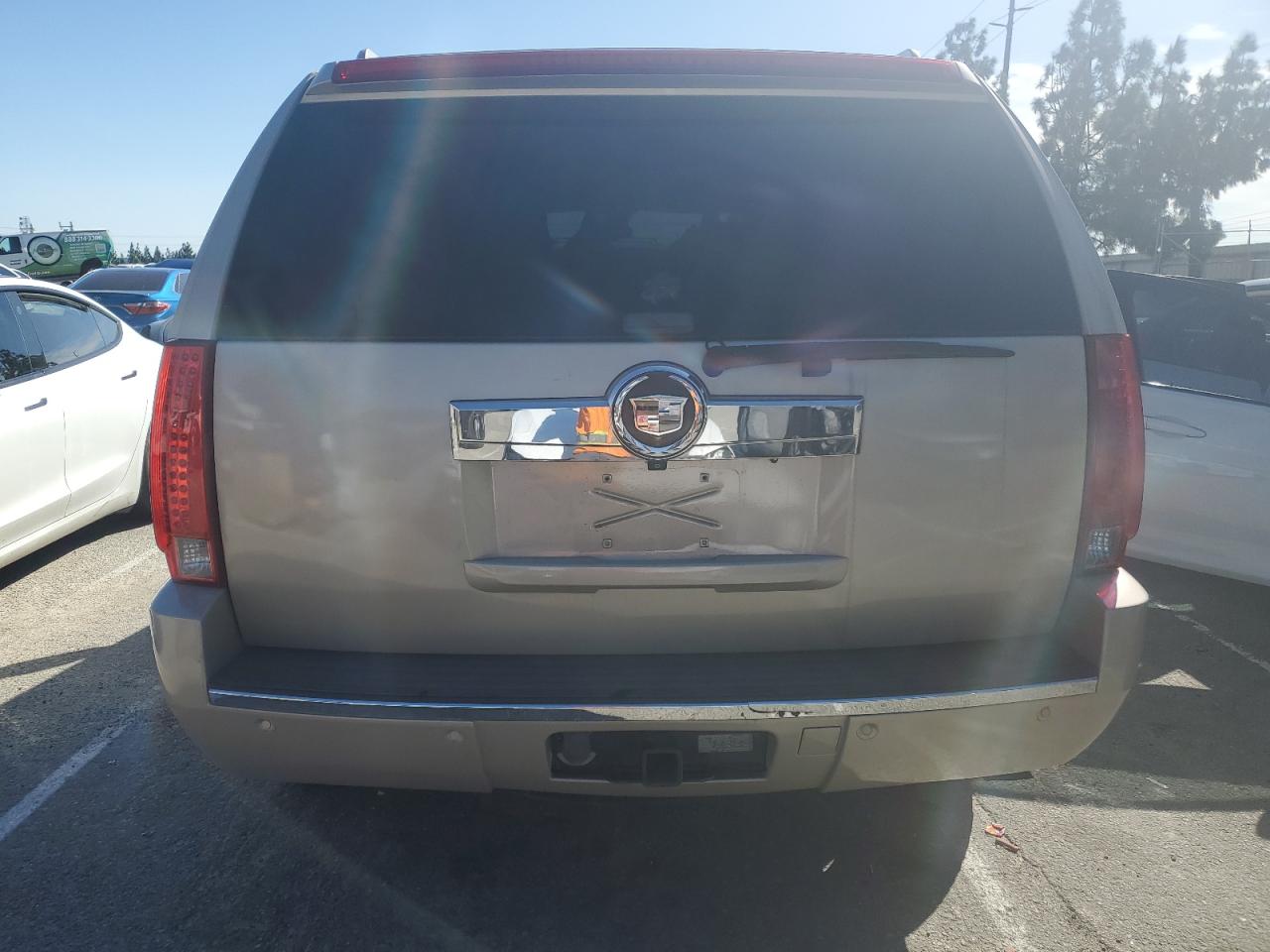 2007 Cadillac Escalade - Image 6