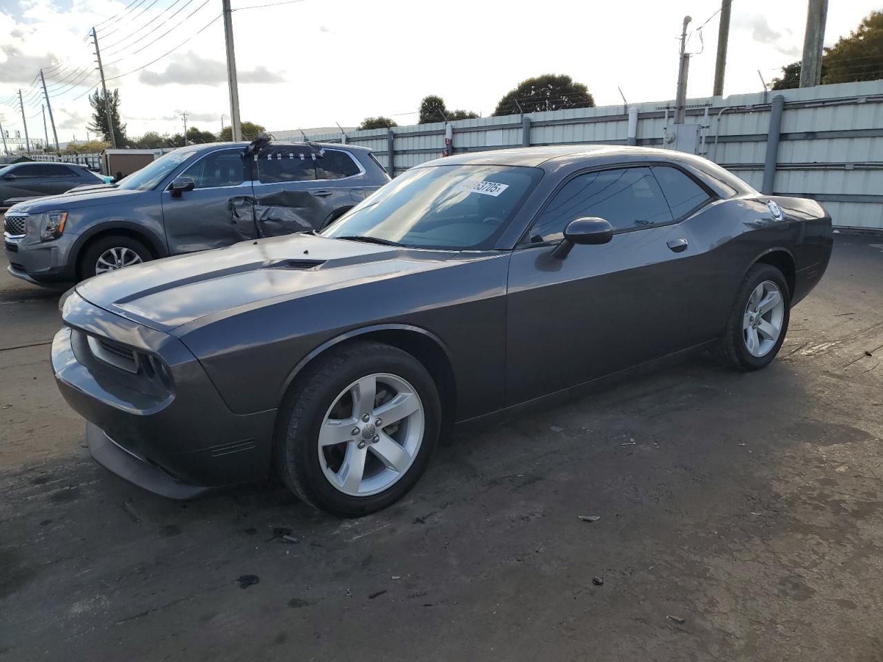 Dodge Challenger