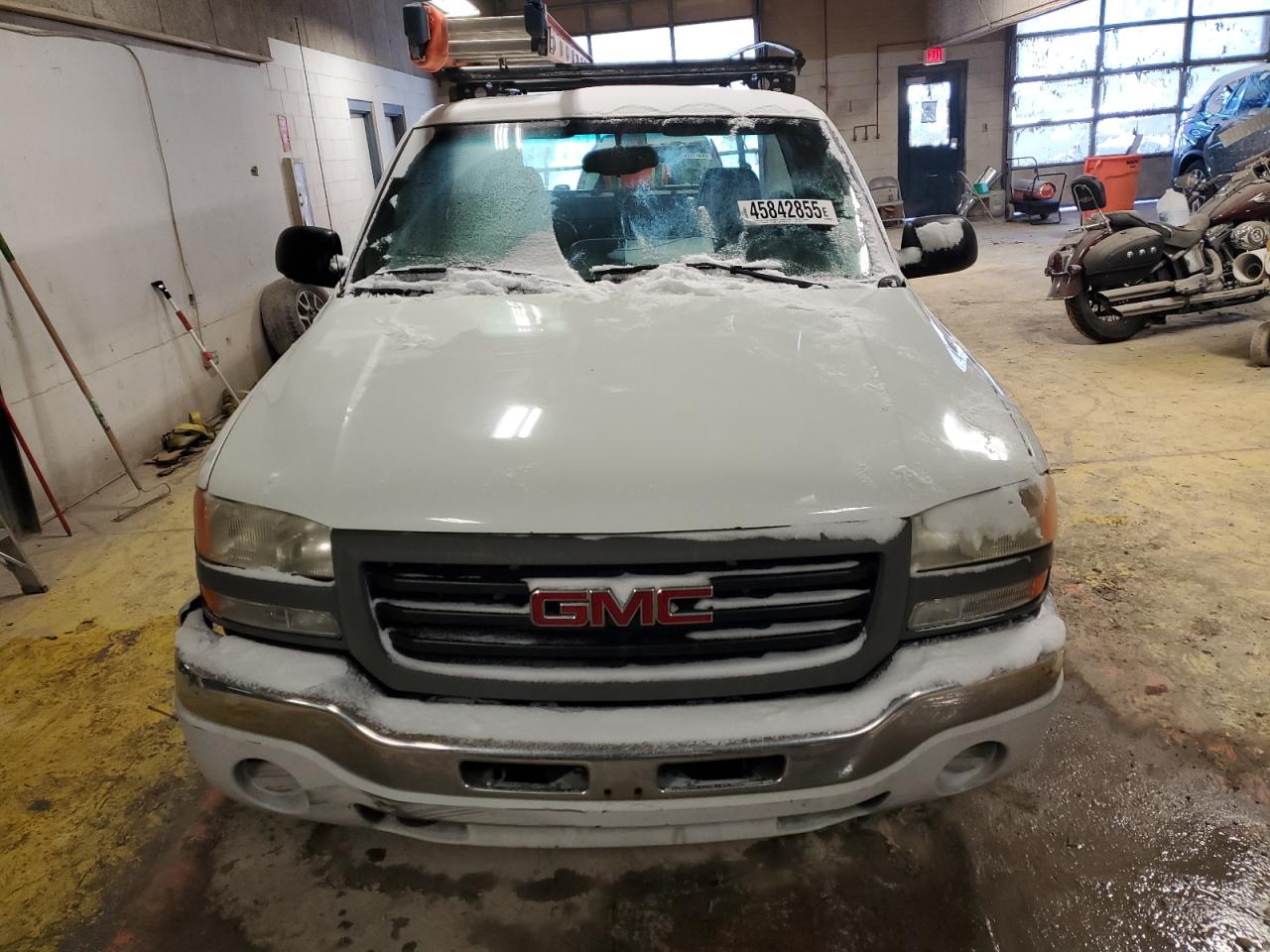 2003 GMC Sierra - Image 5