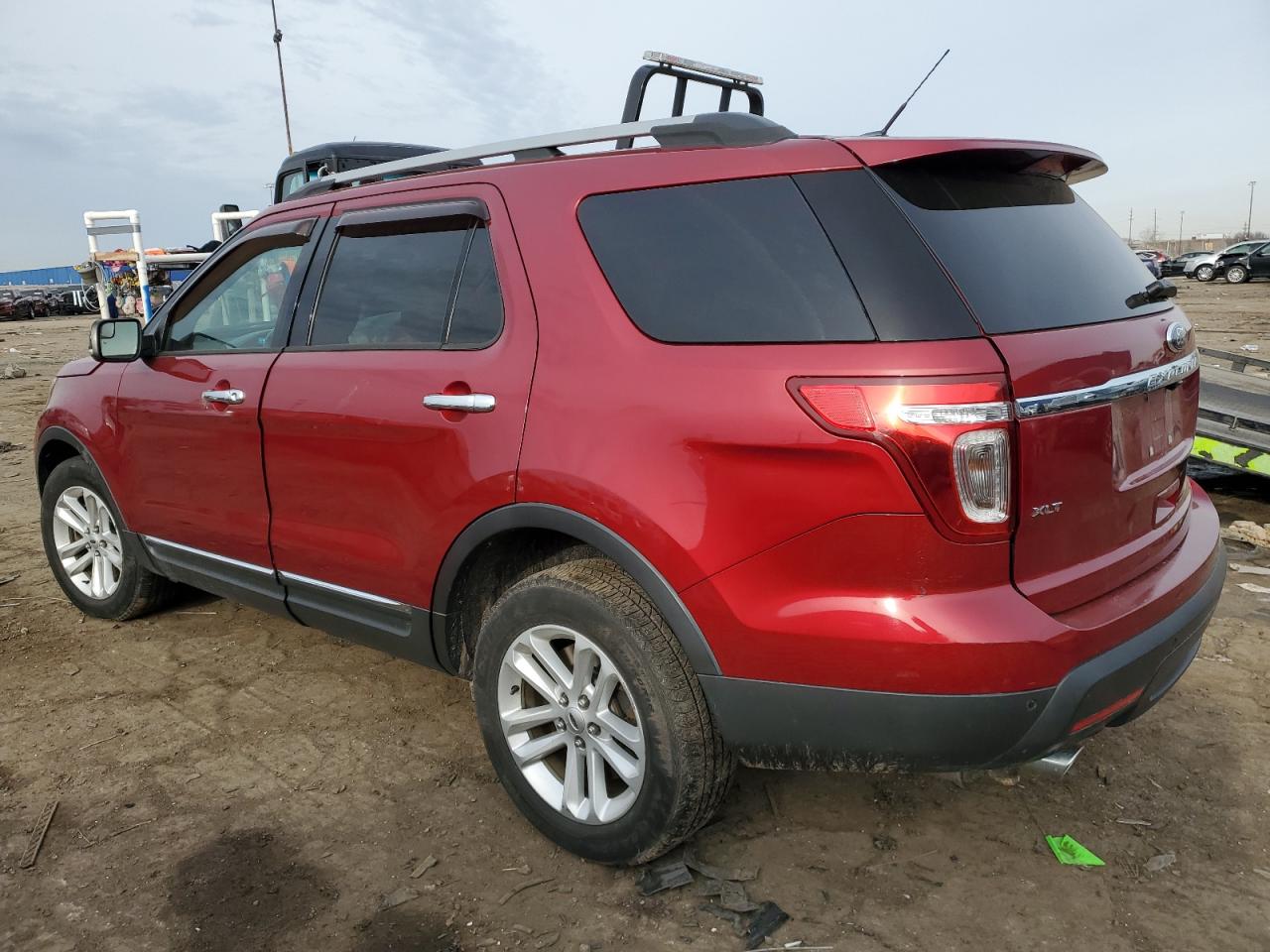2015 Ford Explorer - Image 2
