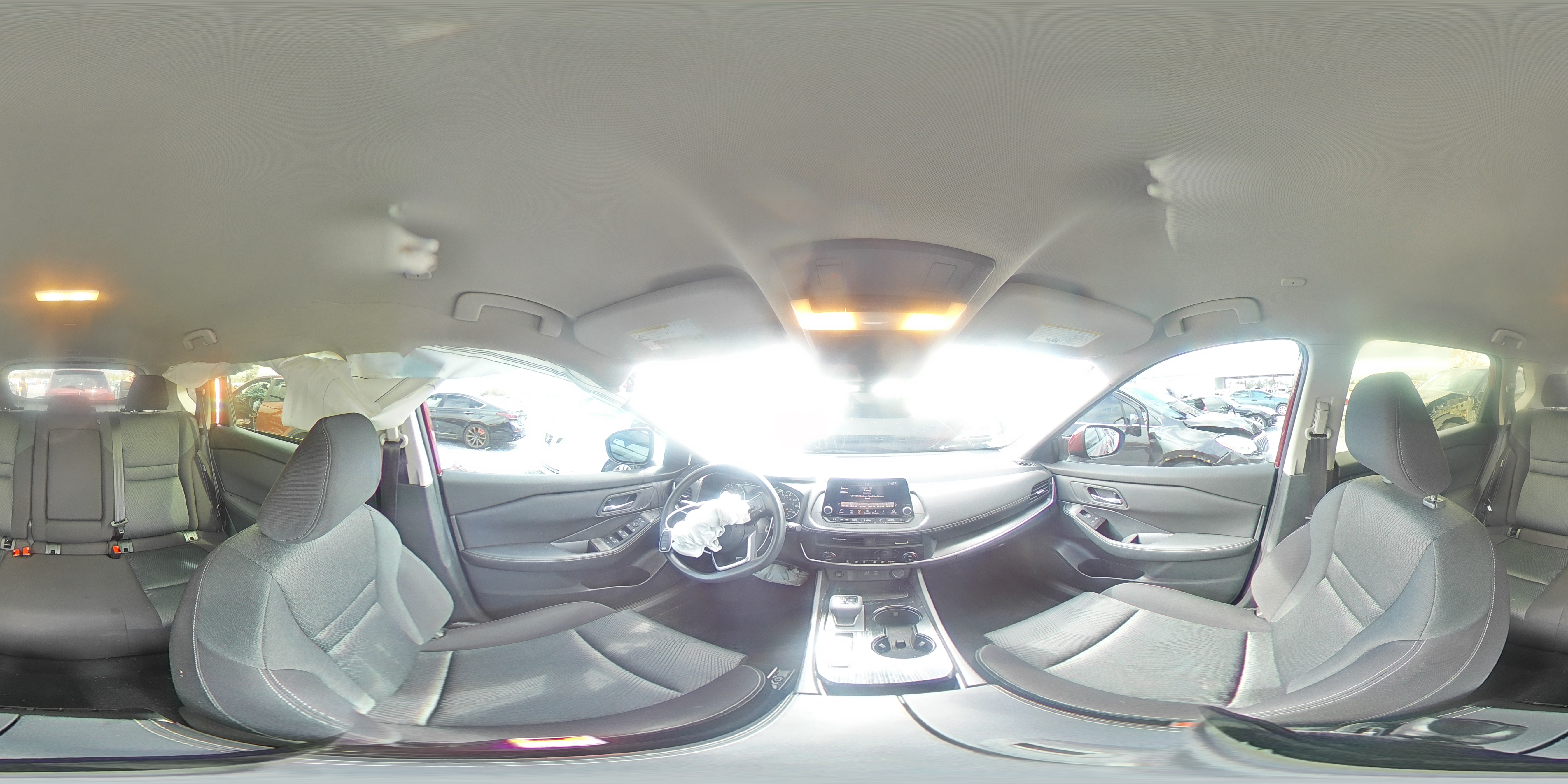 2024 Nissan Rogue - Image 13