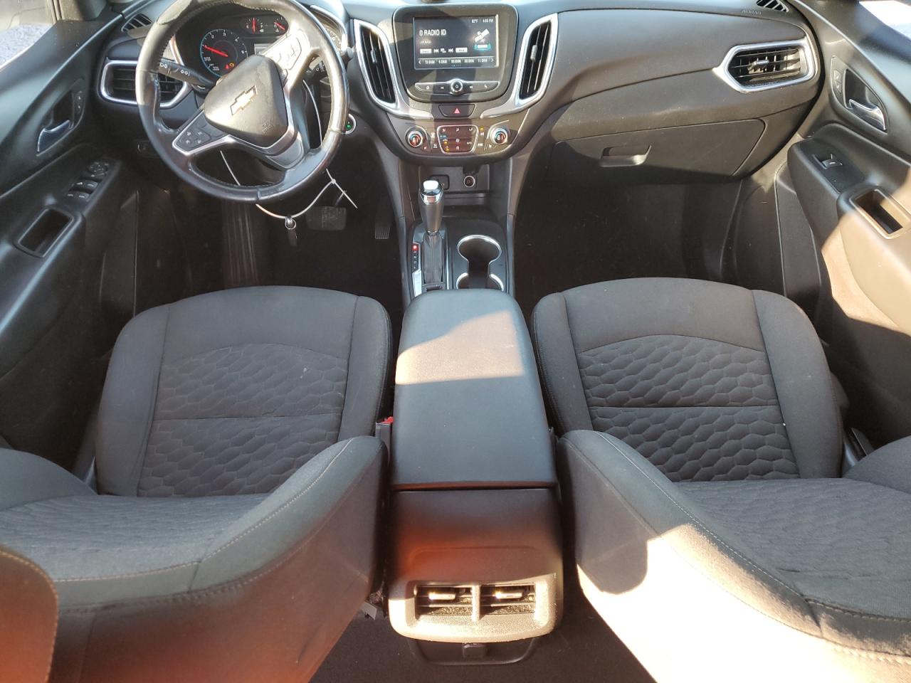 2018 Chevrolet Equinox - Image 8