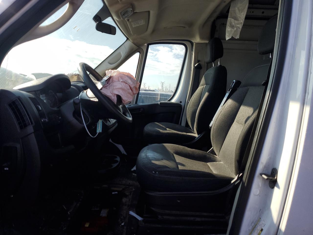 2018 Ram Promaster 1500 1500 High VIN: 3C6TRVBG5JE158148 Lot: 45461485