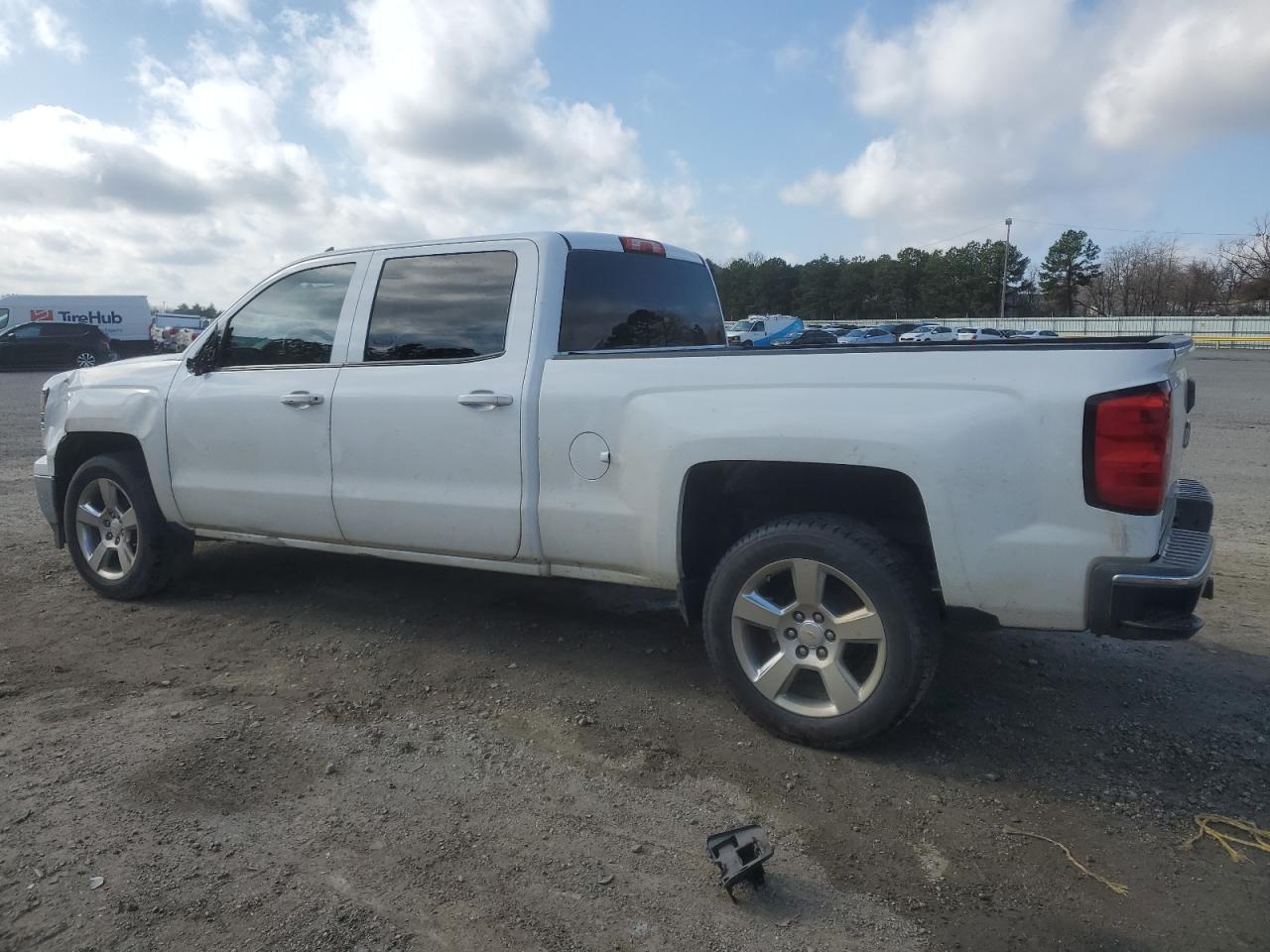 2014 Chevrolet Silverado - Image 2