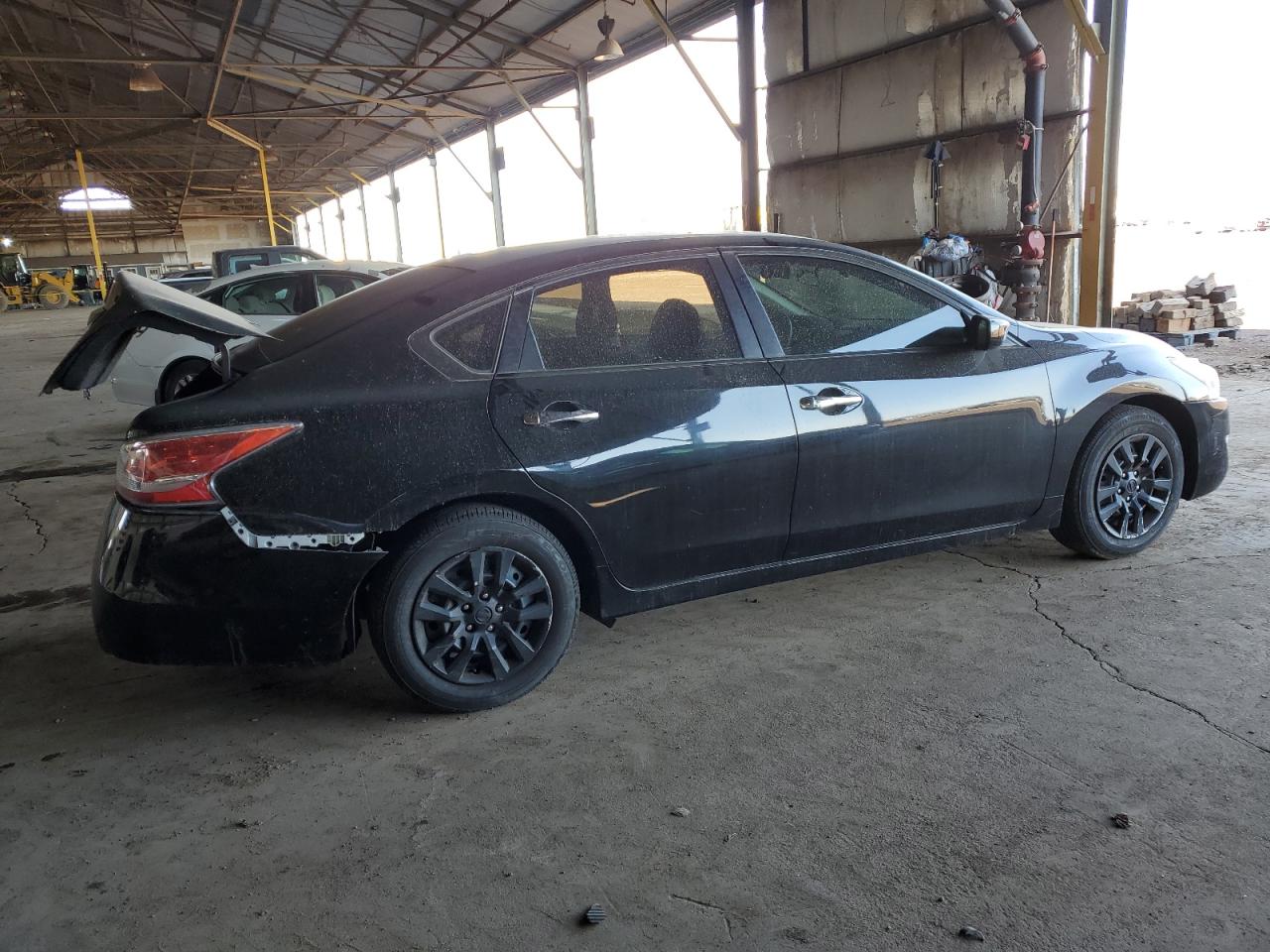 2015 Nissan Altima - Image 3