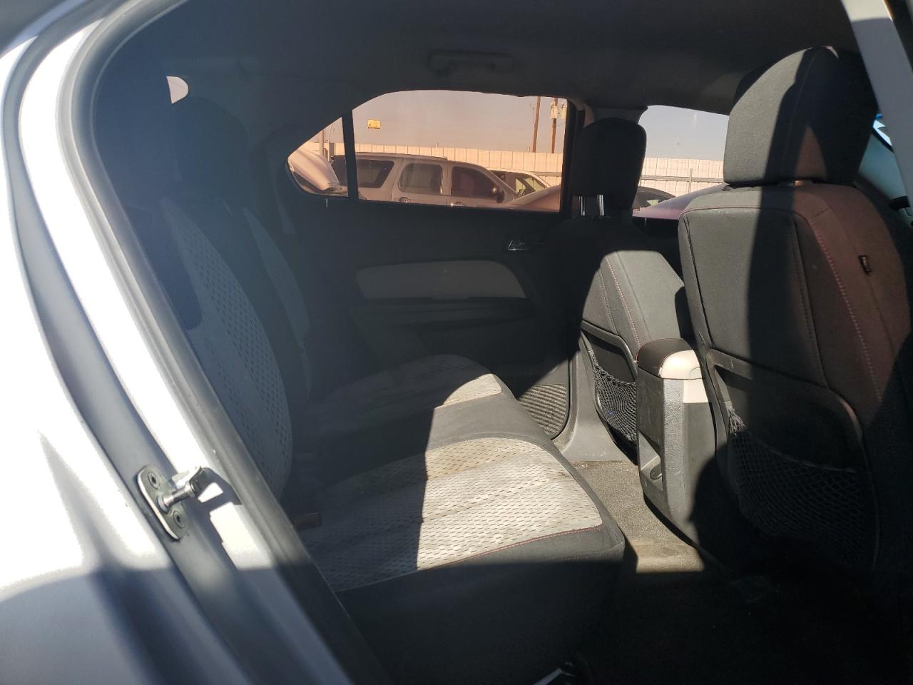 2010 Chevrolet Equinox - Image 11