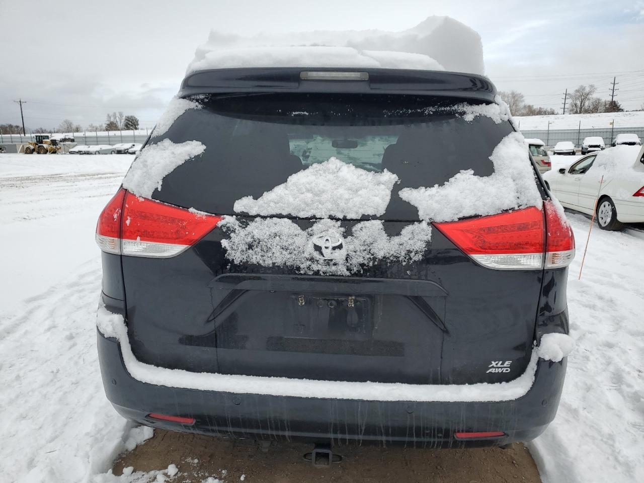 2014 Toyota Sienna - Image 6