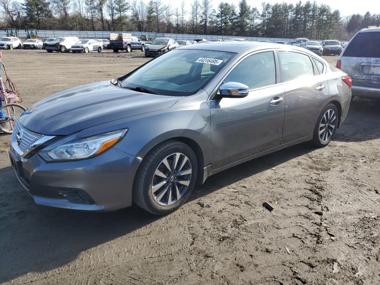2017 Nissan Altima - Image 1
