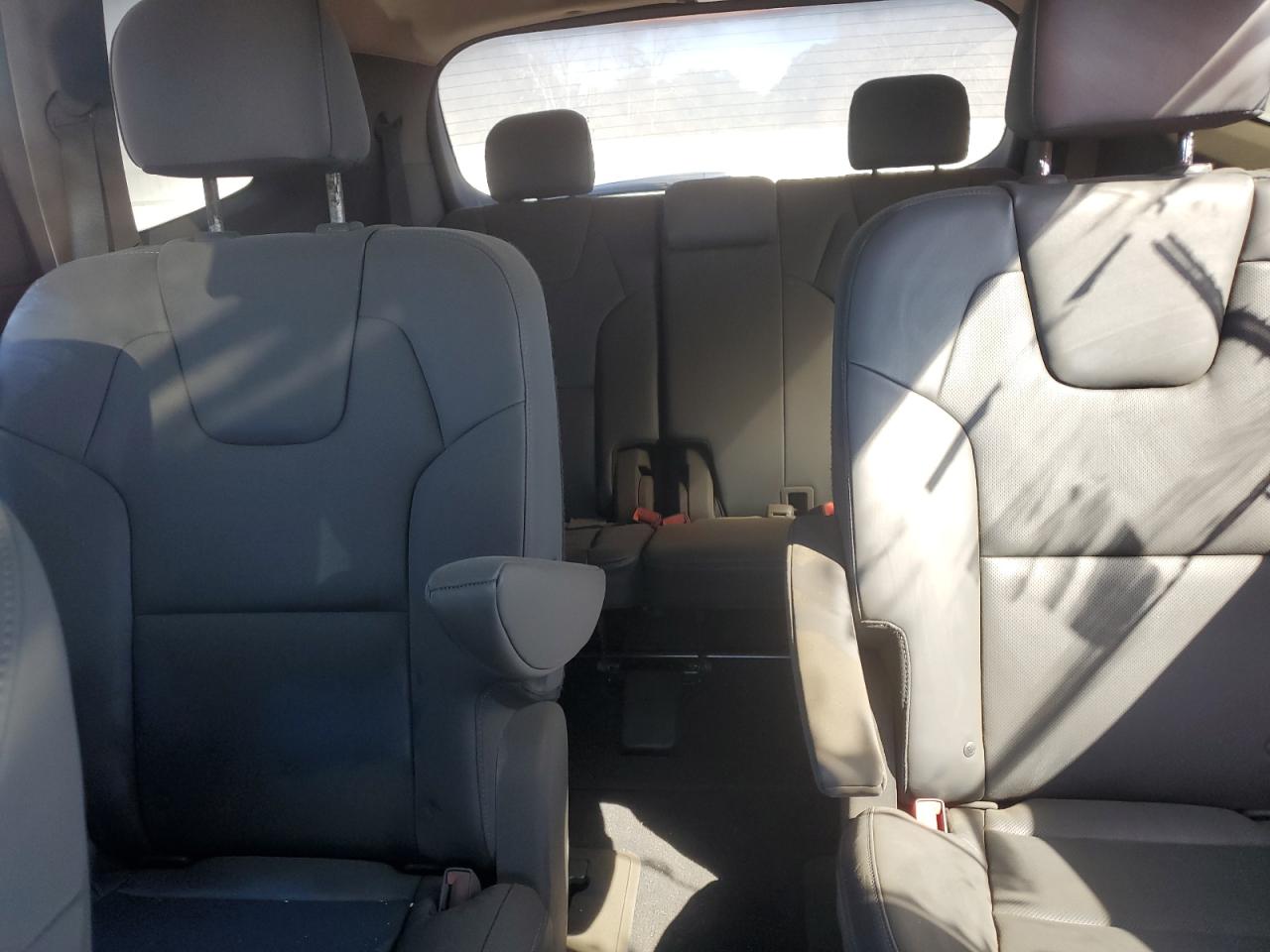 2024 Kia Telluride - Image 10