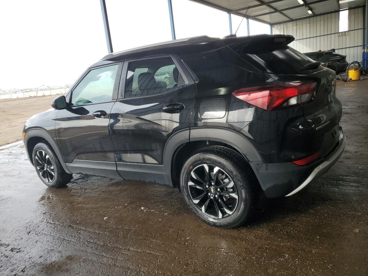 2023 Chevrolet TrailBlazer - Image 2