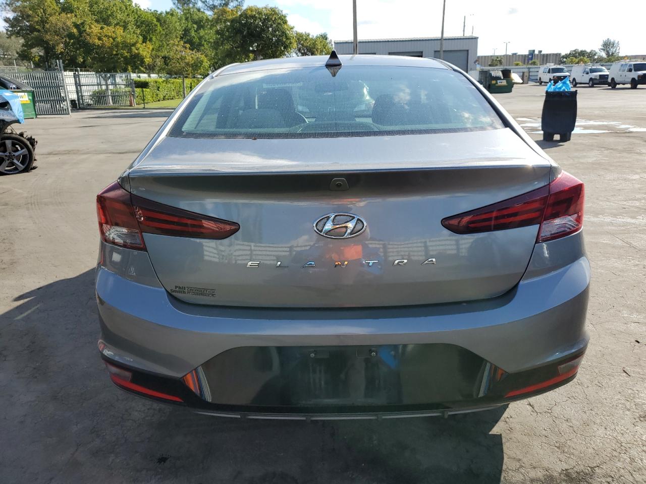 2019 Hyundai Elantra - Image 6