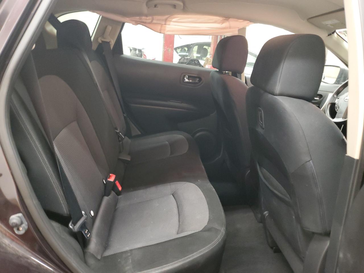 2013 Nissan Rogue - Image 11
