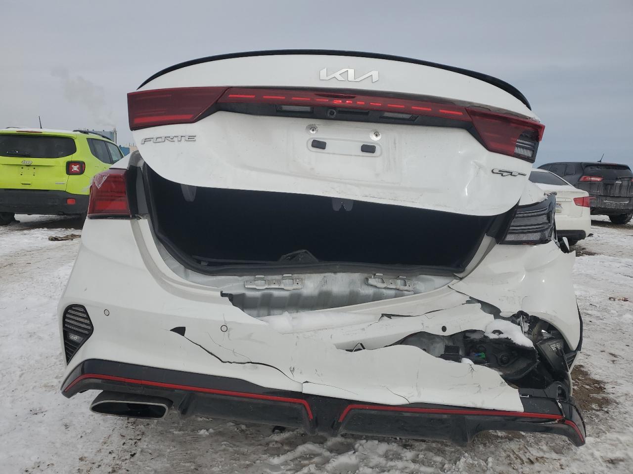 2024 Kia Forte - Image 6