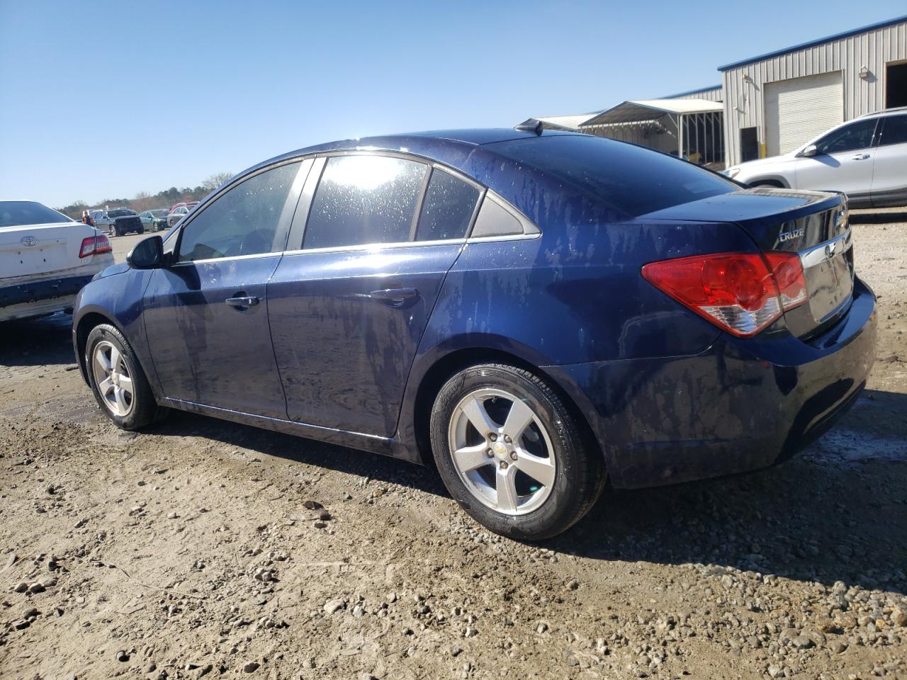 2011 Chevrolet Cruze - Image 2