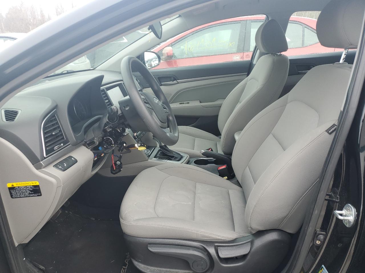 2018 Hyundai Elantra - Image 7