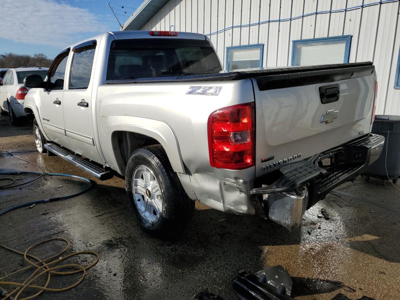 2011 Chevrolet Silverado - Image 2