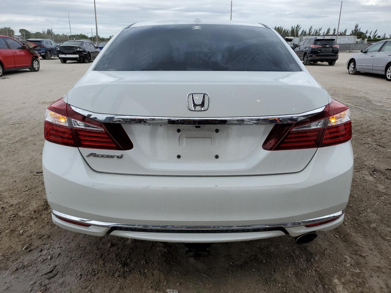 2016 Honda Accord - Image 6