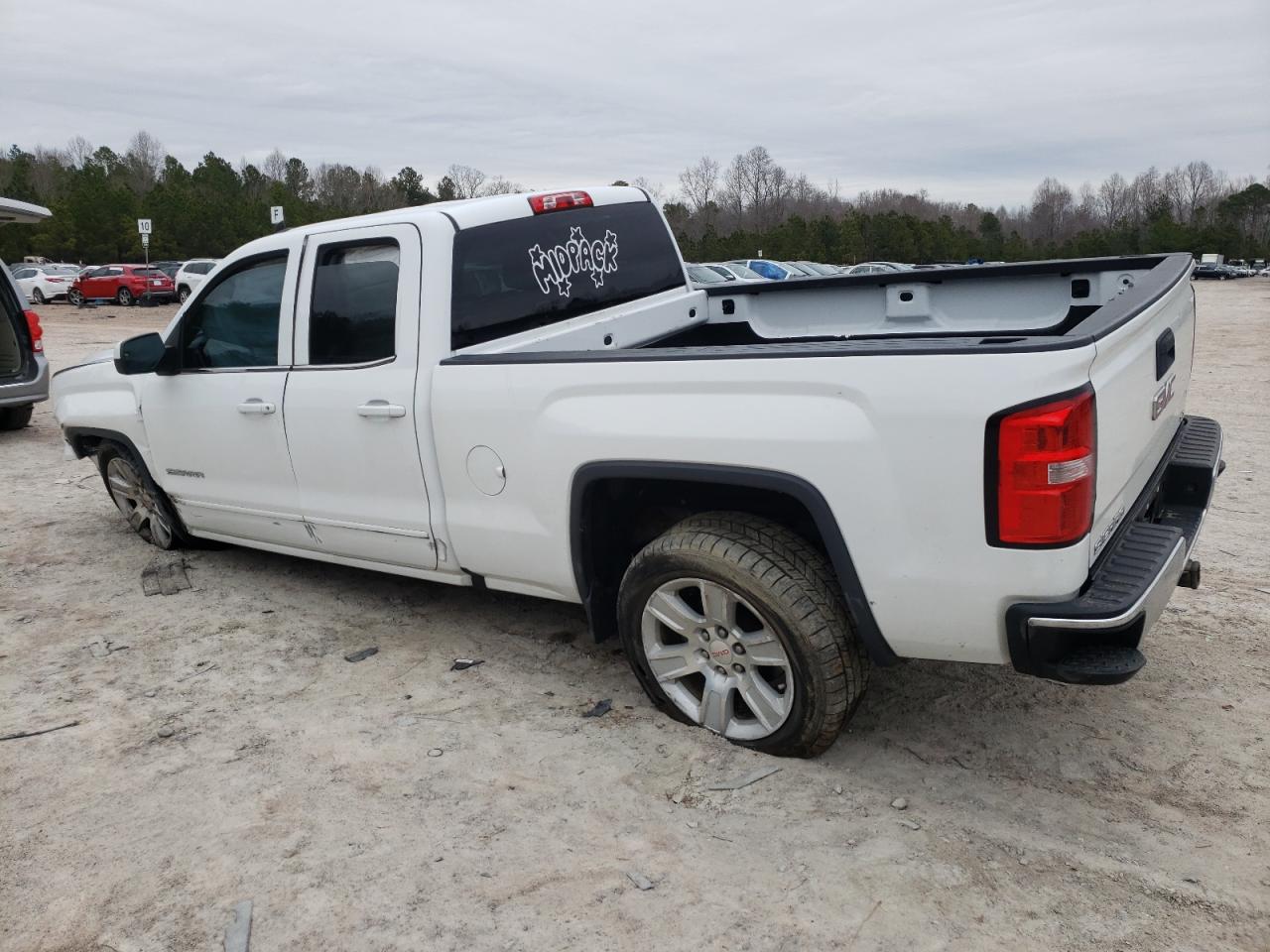 2016 GMC Sierra - Image 2