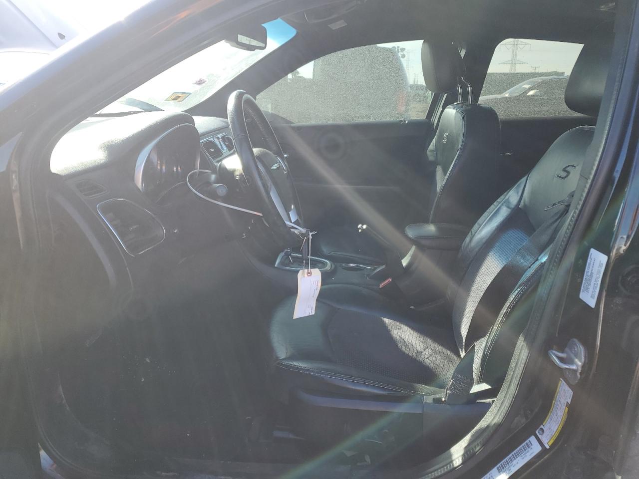 2011 Chrysler 200 - Image 7
