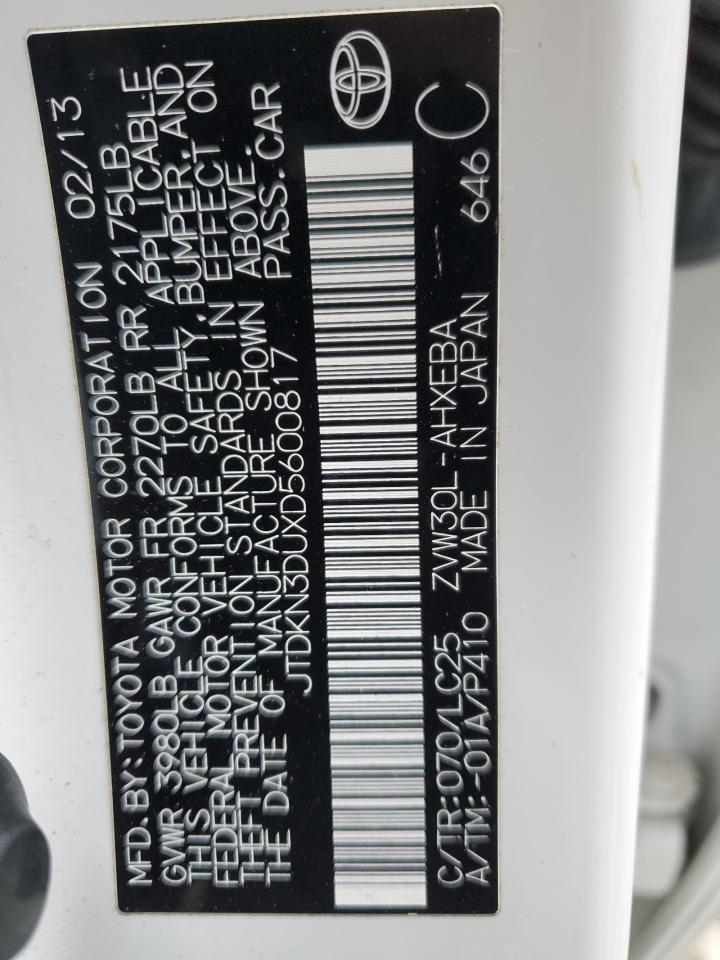 2013 Toyota Prius - Image 12