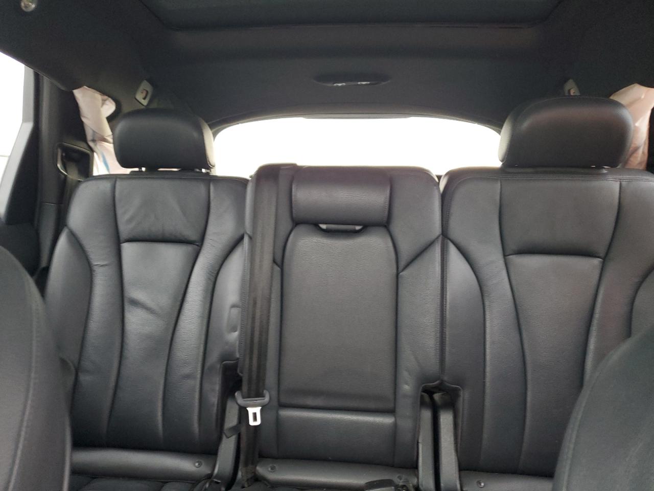 2017 Audi Q7 - Image 10