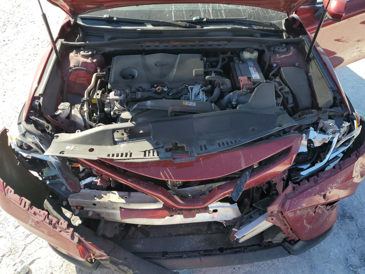 2018 Toyota Camry - Image 12