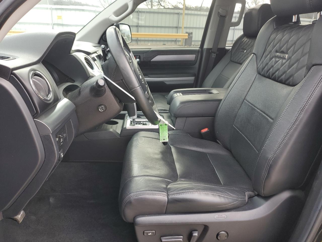 2020 Toyota Tundra - Image 7