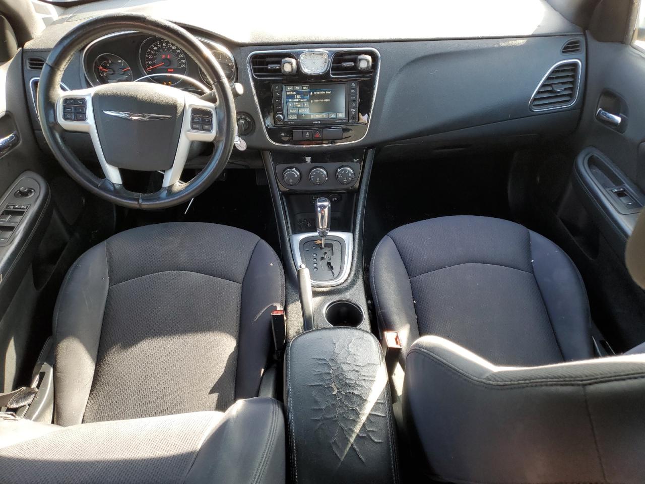 2013 Chrysler 200 - Image 8